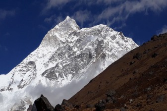 23-Day Makalu Base Camp Trek in Nepal with Kathmandu Sightseeing