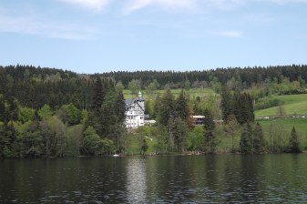 Full-Day Black Forest Tour from Frankfurt with Lake Mummel and Gengenbach