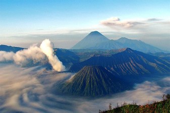 3-Day Bromo and Ijen Adventure from Surabaya with Blue Flame Trek