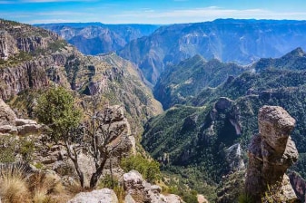 10-Day Copper Canyon Trekking Tour from Los Mochis with Rio Urique Camp