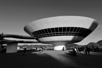1-Day Niterói Cultural Tour with Niemeyer Way and MAC