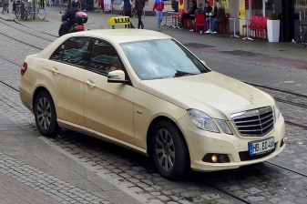 2-Hour Private Transfer from Athens to Achaia with Sightseeing