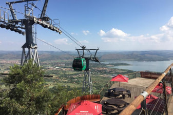 4-Hour Hartbeespoort Dam Tour with Monkey Sanctuary and Cable Car
