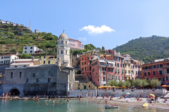 12-Hour Cinque Terre Tour from Florence with Villages by Local Train