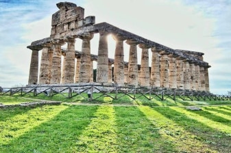 6-Hour Paestum Archaeological Tour with Mozzarella Farm Tasting