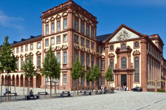 3-Hour Private Walking Tour of Mannheim with Mannheim Castle