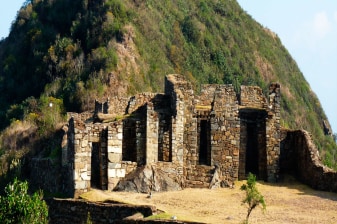 5-Day Choquequirao Trek from Cusco with Cono Hot Springs