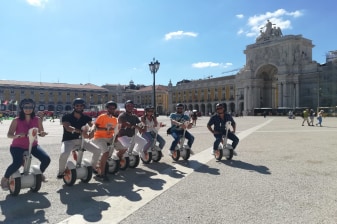 1-Hour Alfama Sitway Tour em Lisboa com Castelo de São Jorge