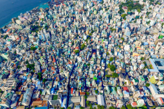 3-Hour Malé Walking Tour with Friday Mosque and Local Tea