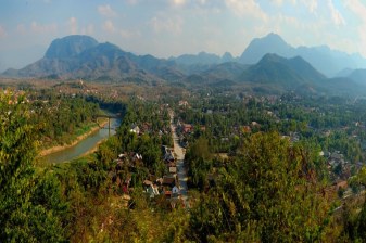 1-Day Luang Prabang Highlights Tour with Kuang Si Falls