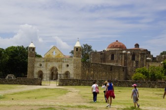 4-Hour Oaxaca Highlights Tour with Markets and Chocolate Tasting
