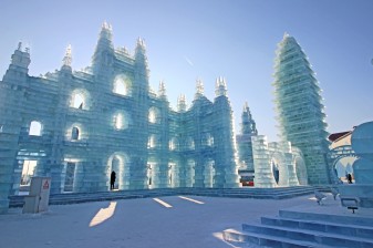 4-Day Harbin Ice Festival Tour with Skiing and Polar Park
