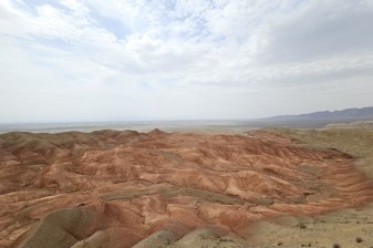 2-Day Almaty Desert Adventure with Singing Dune and Ak-Tau