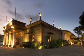 1-Day Surabaya City Tour with Monkasel and House of Sampoerna