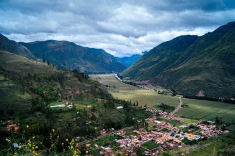 10-Hour Sacred Valley Tour from Cusco with Pisac and Ollantaytambo