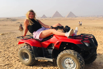 1-Hour Giza Quad Bike Adventure with Pyramids Desert Views
