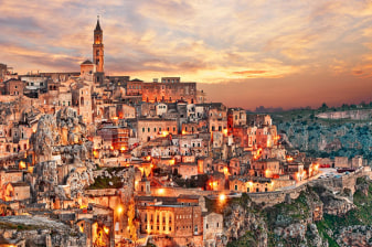 8-Hour Bari and Matera Tour with Alta Murgia National Park