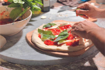 1 ora di laboratorio pizza napoletana a Bologna con Rossopomodoro