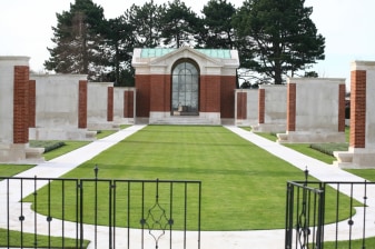 2-Hour Dunkirk Battle Tour with Operation Dynamo Sites and Memorials