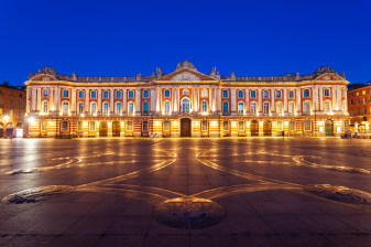 2-Hour Toulouse Walking Tour with Saint-Sernin and Jacobins