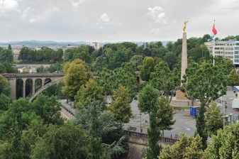 Full-Day Luxembourg Walking Tour with 1000 Years of City Secrets