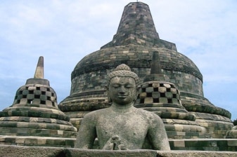1-Day Borobudur and Prambanan Tour with Sultan's Palace