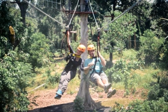 2-Hour Zipline Adventure in Manado with Treetop Park Swing