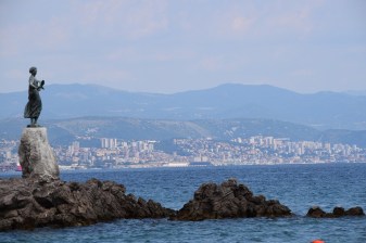 5-Hour Rijeka and Opatija Tour with Trsat Fortress and Korzo