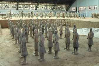 Full-Day Xi'an Terracotta Warriors Tour with Tuk-Tuk Food Experience
