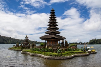 5-Day Bali Sightseeing and Cultural Tour with Nusa Penida