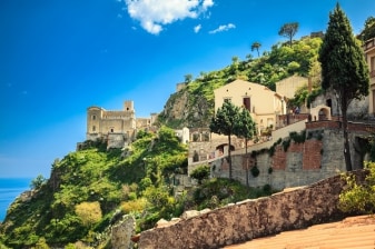8-Hour Godfather Film Tour of Taormina and Savoca Villages