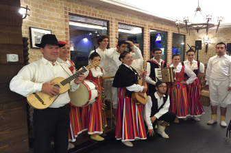 4-Hour Madeira Food Tour with Espetada Dinner and Fado
