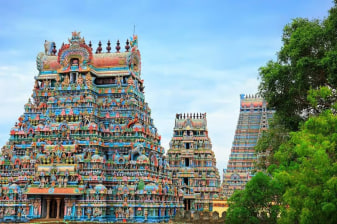 15-Hour Chola Heritage Tour from Pondicherry with UNESCO Temples