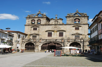 Full-Day Porto and Braga Heritage Tour with Cathedral Entries