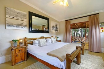 3-Day Aquila Private Game Reserve Safari from Cape Town with Spa