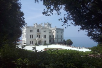 2-Hour Private Miramare Castle Tour in Trieste with Park Visit