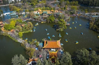 2-Day Kunming Culture Tour with Markets, Temples and Old Streets