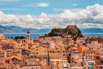 3-Hour Corfu Old Town Walking Tour with Local Tasting