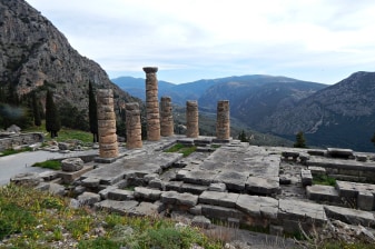 7-Day Mainland Greece Tour from Igoumenitsa with UNESCO Sites