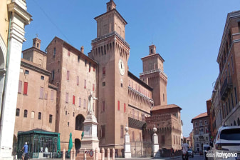 2-Hour Private Ferrara Walking Tour with Este Castle and Hidden Gems