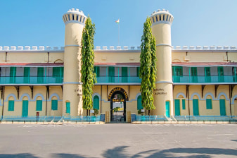 4-Day Port Blair and Havelock Island Tour with Radhanagar Beach