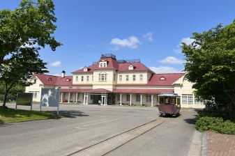 8.5-Hour Sapporo History Tour with Beer Museum Tasting