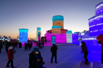 8-Hour Harbin Ice and Snow World Tour with Sun Island Sculptures