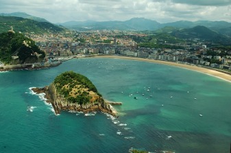4-Day Northern Spain Sightseeing and Wine Tour with Rioja and Bilbao