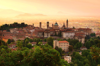 3-Hour Bergamo Walking Tour through Città Alta and Artisan Workshops