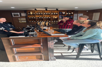 7-Hour Hobart Wine and Spirits Tour through Tasmania's Boutique Regions