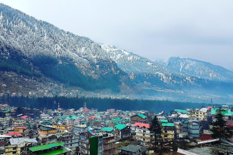 5-Day Shimla and Manali Tour from Delhi with Kufri and Solang Valley