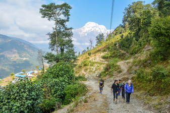 4-Day Kathmandu, Bhaktapur and Nagarkot Tour with Himalayan Views