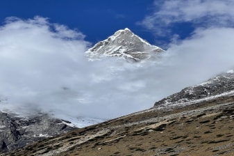 23-Day Island Peak and Mera Peak Trek from Kathmandu via Everest Base Camp