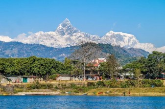 6-Day Kathmandu, Pokhara and Muktinath Tour with Jomsom Flights
